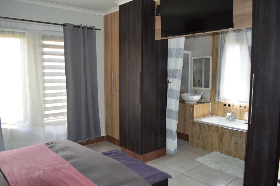 3 Bedroom Property for Sale in Doringkruin North West